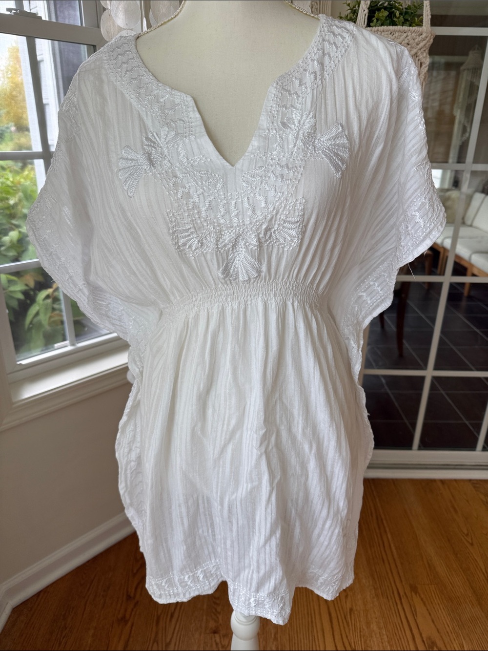 White Cotton Embroidered Women’s Swim Cover-Up Tunic